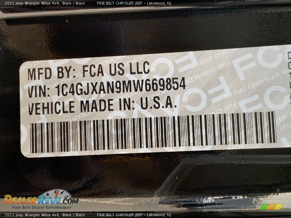 2021 Jeep Wrangler Willys 4x4 Black / Black Photo #13
