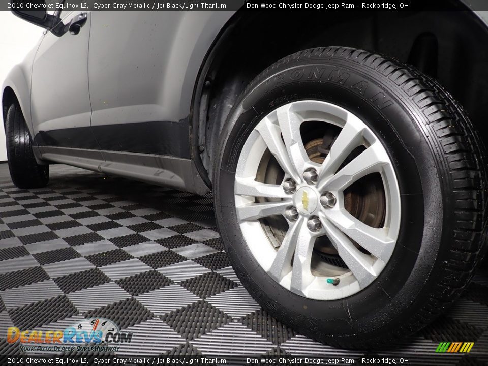 2010 Chevrolet Equinox LS Cyber Gray Metallic / Jet Black/Light Titanium Photo #22