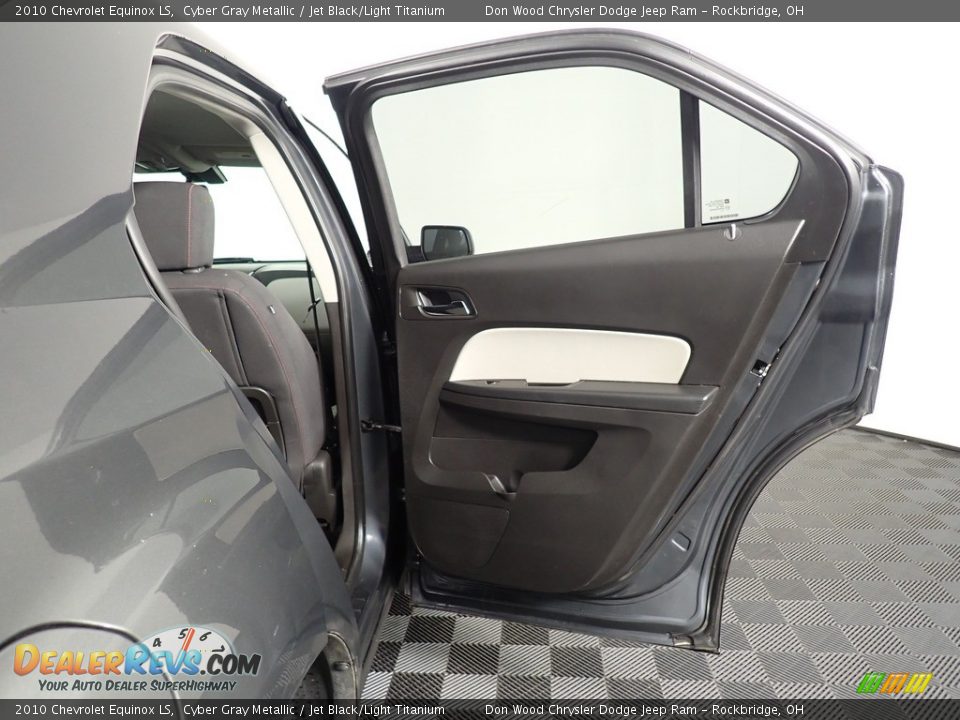 2010 Chevrolet Equinox LS Cyber Gray Metallic / Jet Black/Light Titanium Photo #29