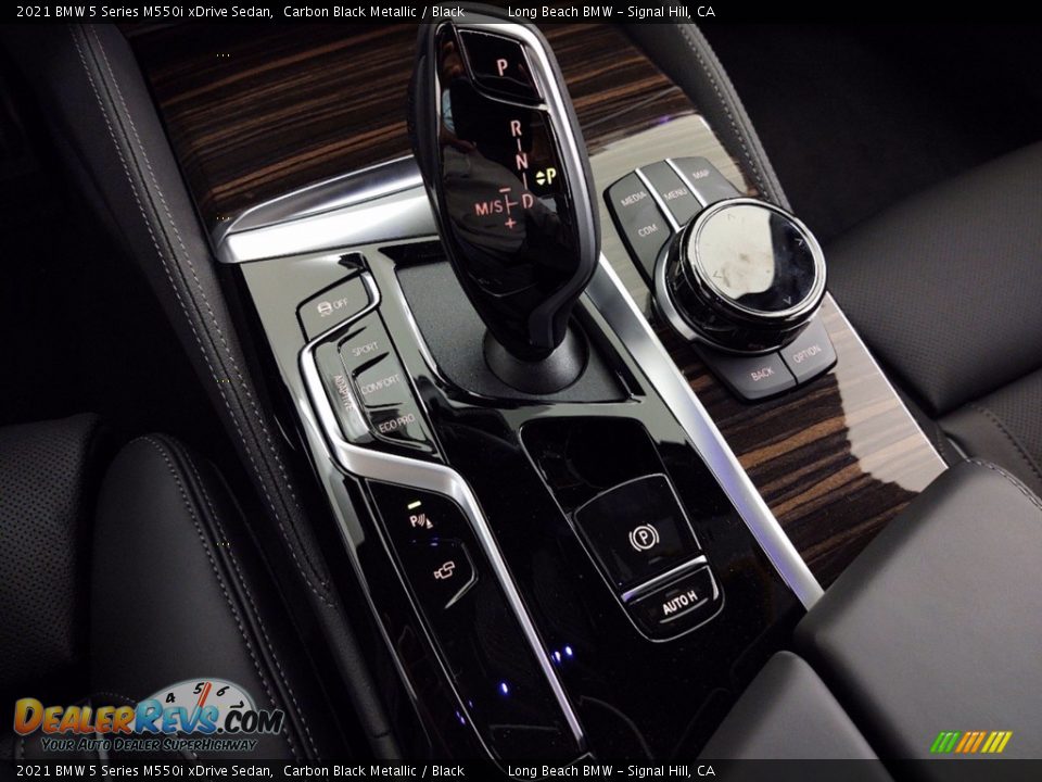 2021 BMW 5 Series M550i xDrive Sedan Shifter Photo #22