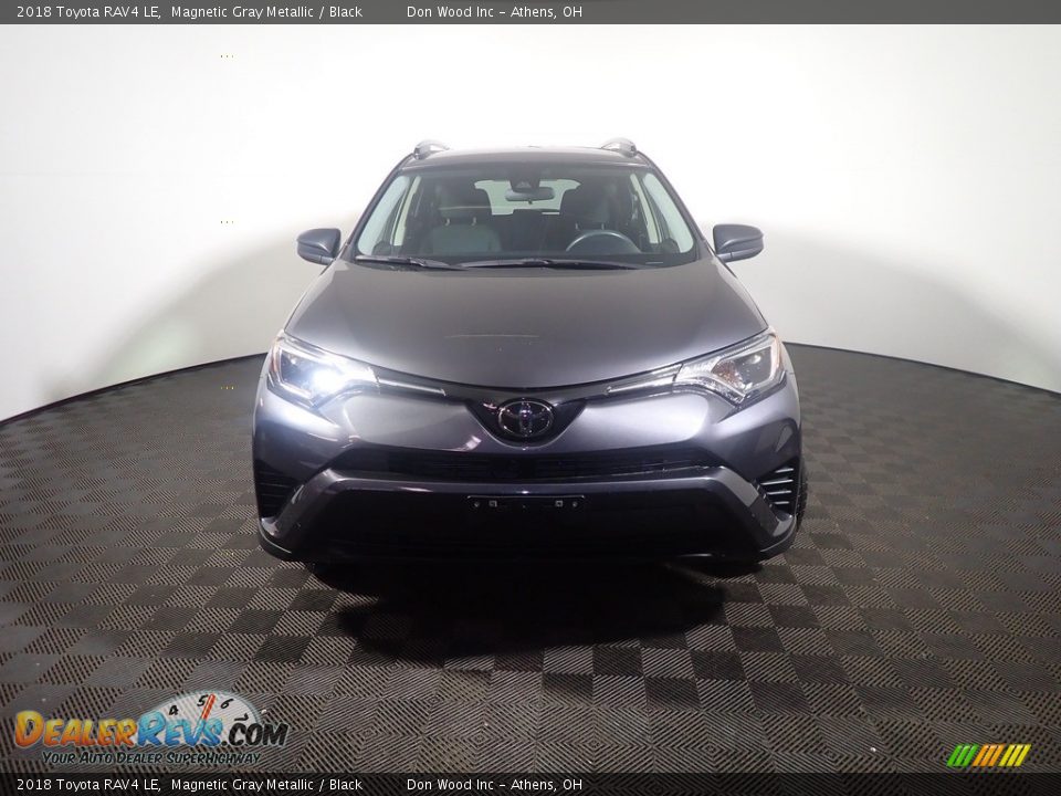 2018 Toyota RAV4 LE Magnetic Gray Metallic / Black Photo #5