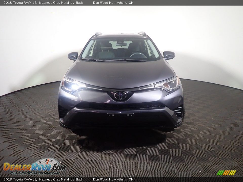 2018 Toyota RAV4 LE Magnetic Gray Metallic / Black Photo #5