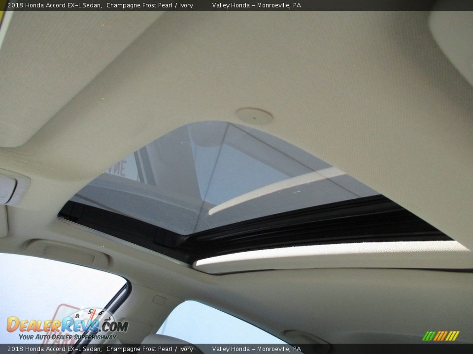 2018 Honda Accord EX-L Sedan Champagne Frost Pearl / Ivory Photo #10