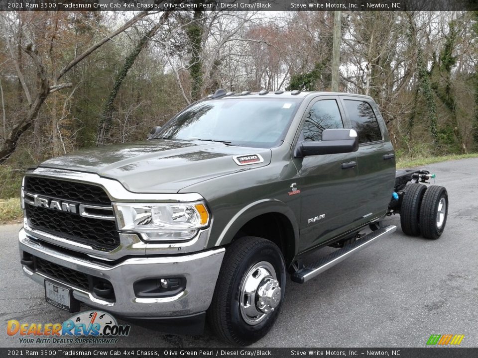 2021 Ram 3500 Tradesman Crew Cab 4x4 Chassis Olive Green Pearl / Diesel Gray/Black Photo #2