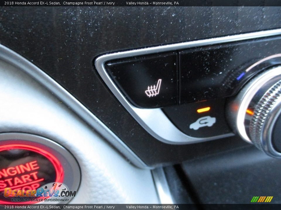 2018 Honda Accord EX-L Sedan Champagne Frost Pearl / Ivory Photo #17