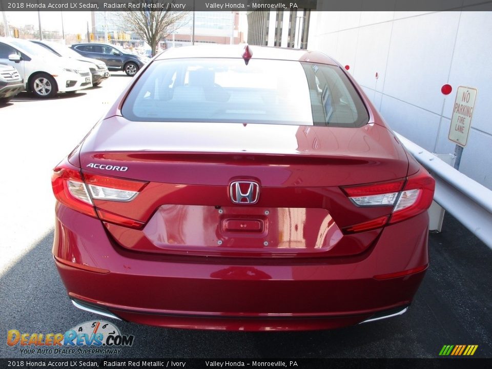 2018 Honda Accord LX Sedan Radiant Red Metallic / Ivory Photo #4