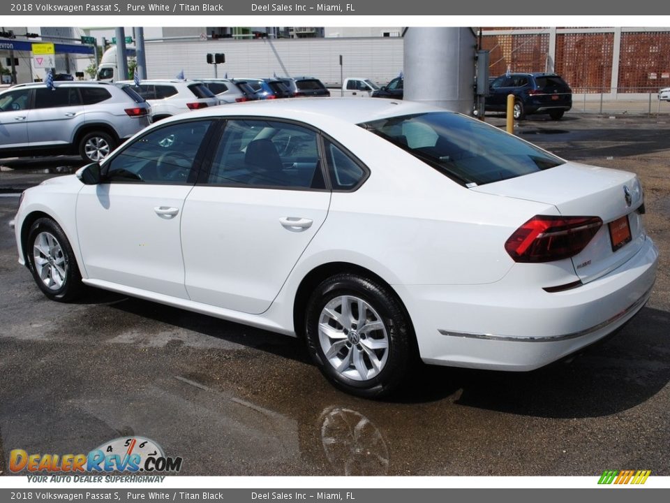 2018 Volkswagen Passat S Pure White / Titan Black Photo #6