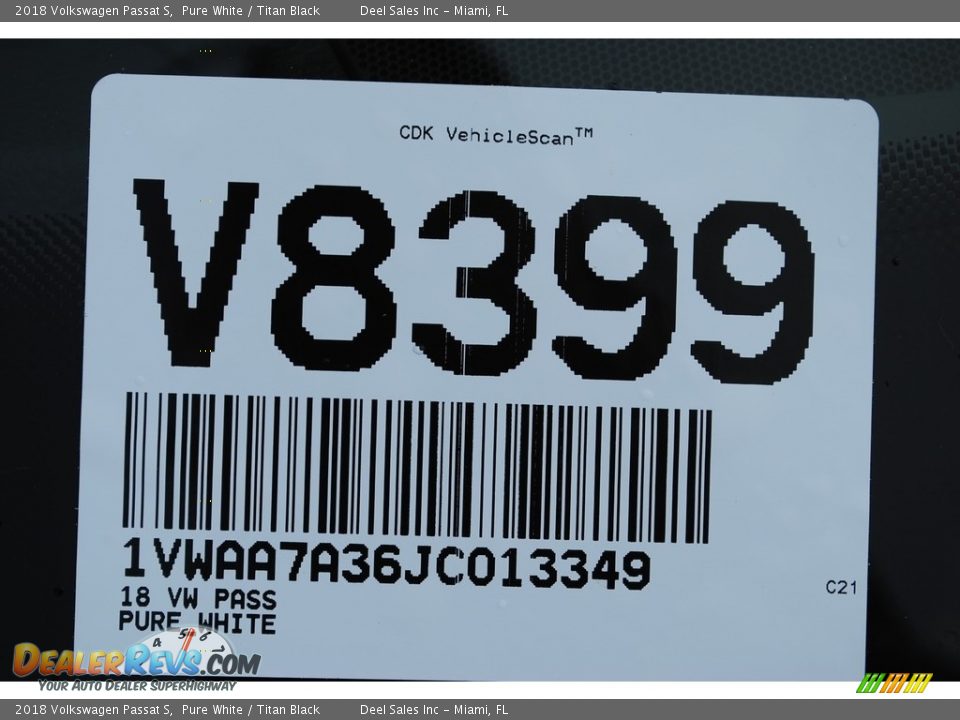 2018 Volkswagen Passat S Pure White / Titan Black Photo #20
