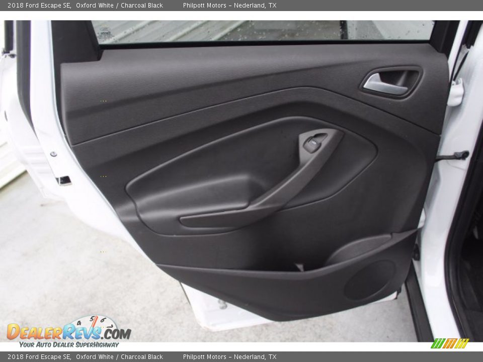 2018 Ford Escape SE Oxford White / Charcoal Black Photo #21
