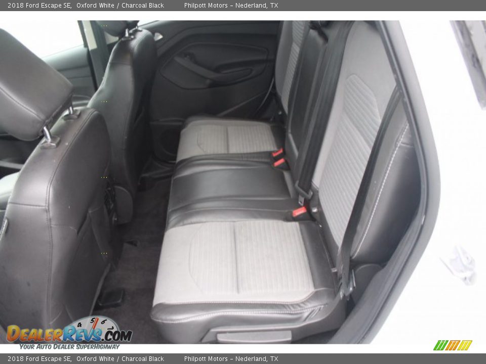 2018 Ford Escape SE Oxford White / Charcoal Black Photo #22