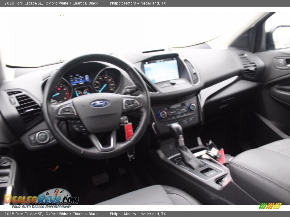 2018 Ford Escape SE Oxford White / Charcoal Black Photo #23