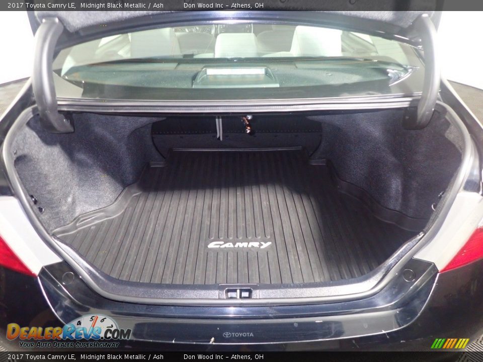 2017 Toyota Camry LE Midnight Black Metallic / Ash Photo #15