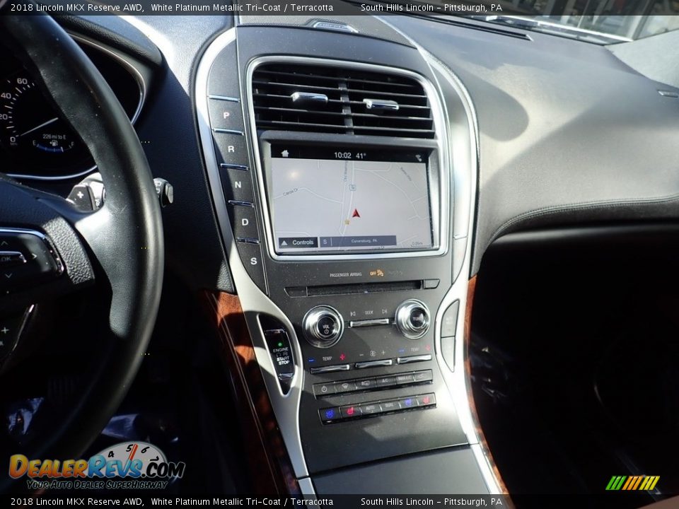 2018 Lincoln MKX Reserve AWD White Platinum Metallic Tri-Coat / Terracotta Photo #22