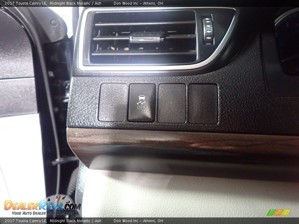 2017 Toyota Camry LE Midnight Black Metallic / Ash Photo #31