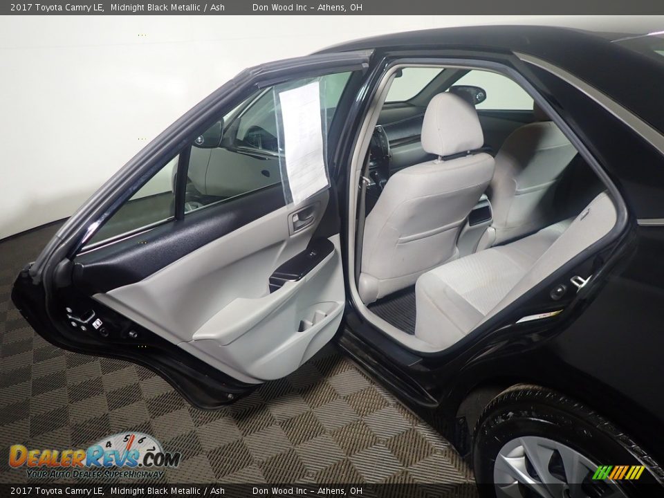 2017 Toyota Camry LE Midnight Black Metallic / Ash Photo #34