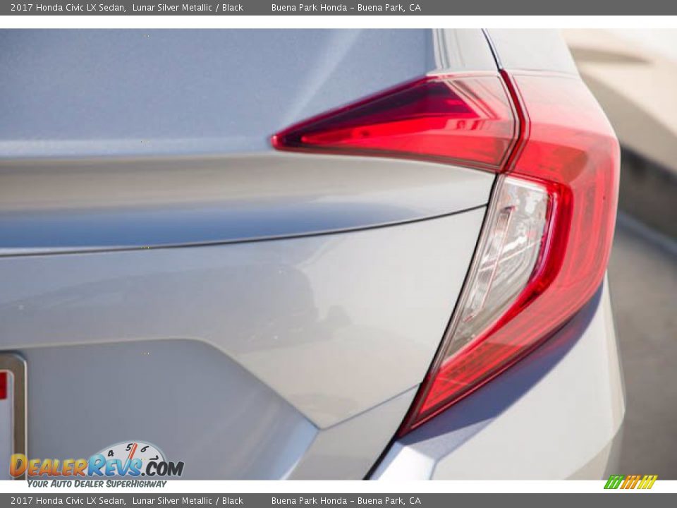 2017 Honda Civic LX Sedan Lunar Silver Metallic / Black Photo #13