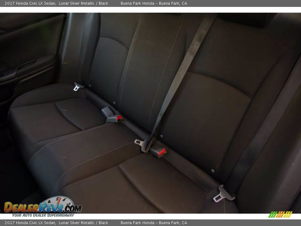 2017 Honda Civic LX Sedan Lunar Silver Metallic / Black Photo #20