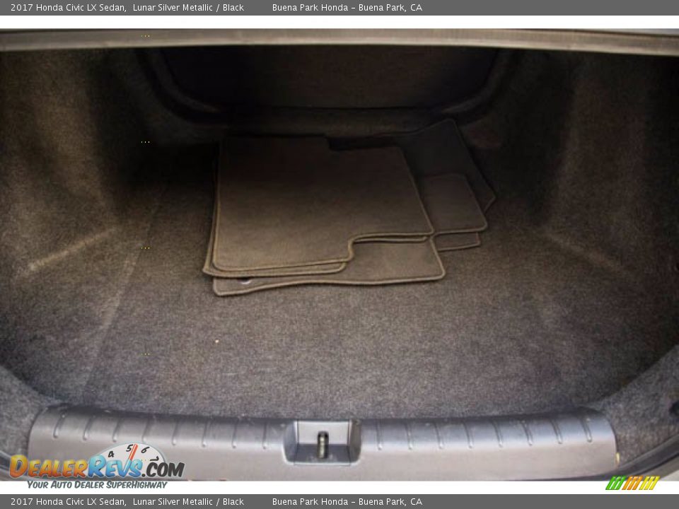 2017 Honda Civic LX Sedan Lunar Silver Metallic / Black Photo #21