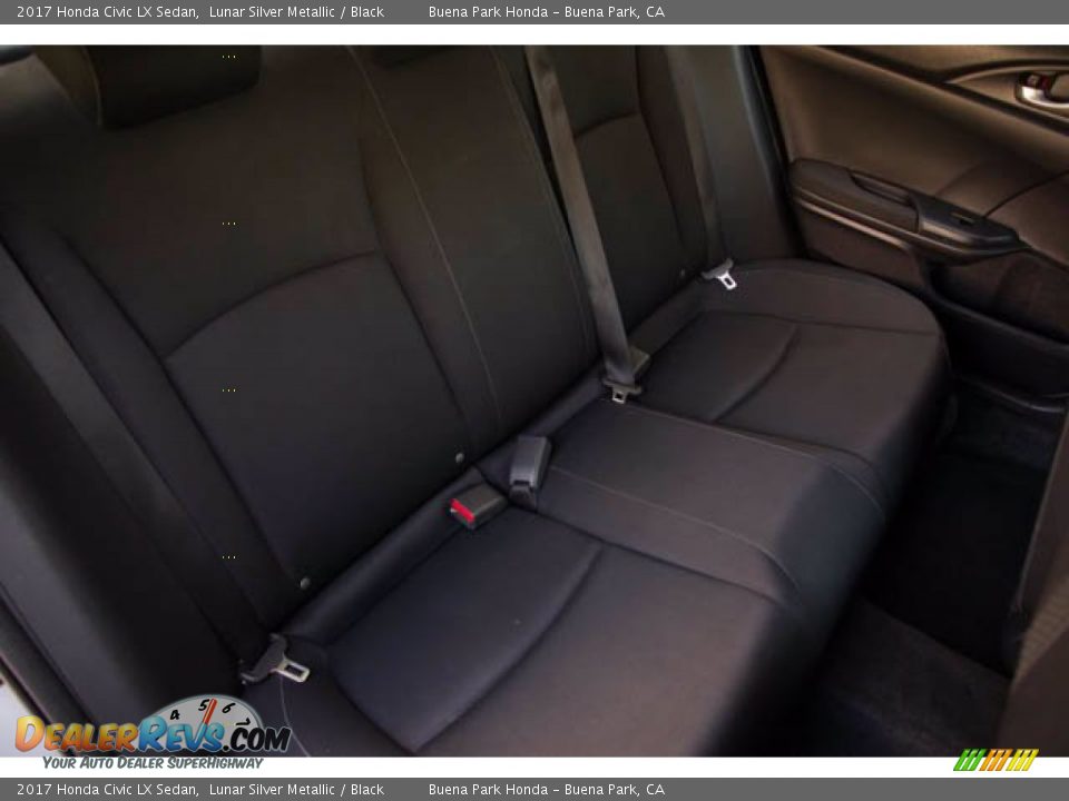 2017 Honda Civic LX Sedan Lunar Silver Metallic / Black Photo #23