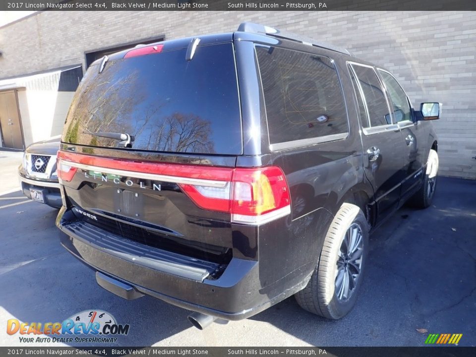 2017 Lincoln Navigator Select 4x4 Black Velvet / Medium Light Stone Photo #3