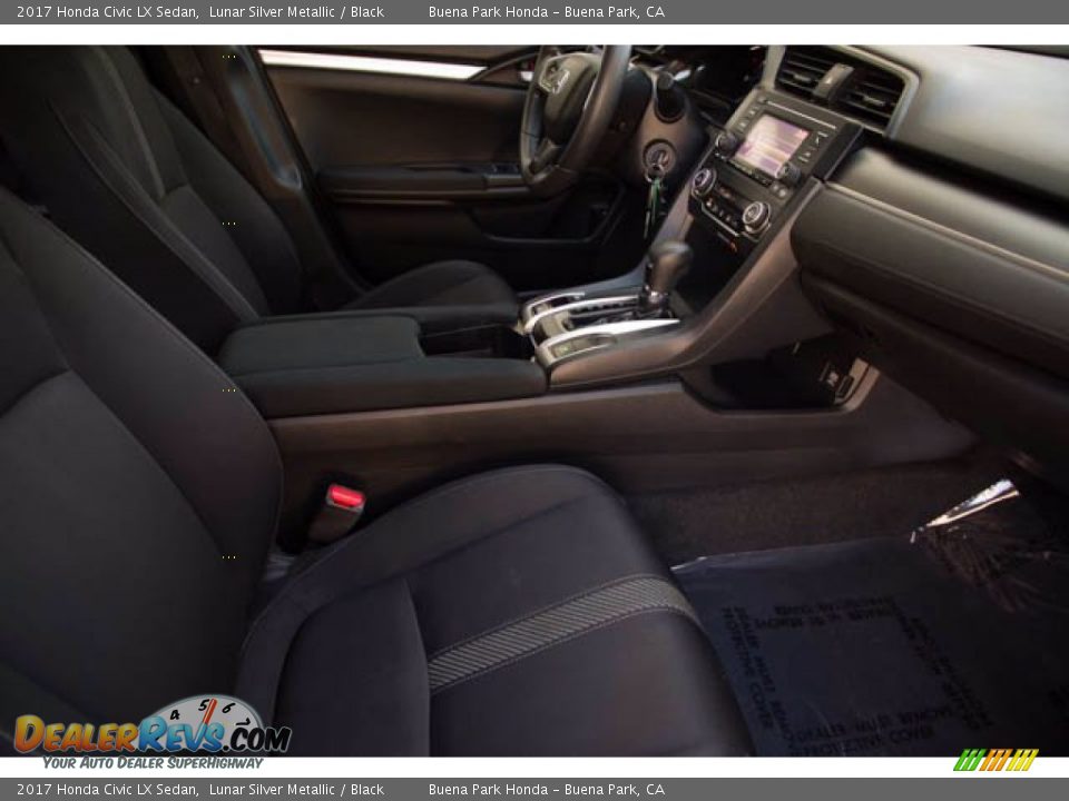 2017 Honda Civic LX Sedan Lunar Silver Metallic / Black Photo #24