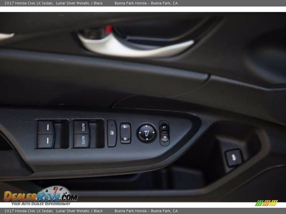 2017 Honda Civic LX Sedan Lunar Silver Metallic / Black Photo #30