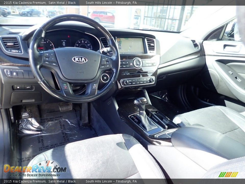 Front Seat of 2015 Kia Cadenza Premium Photo #18