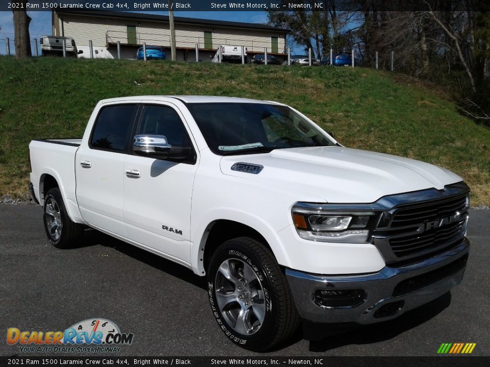 2021 Ram 1500 Laramie Crew Cab 4x4 Bright White / Black Photo #4