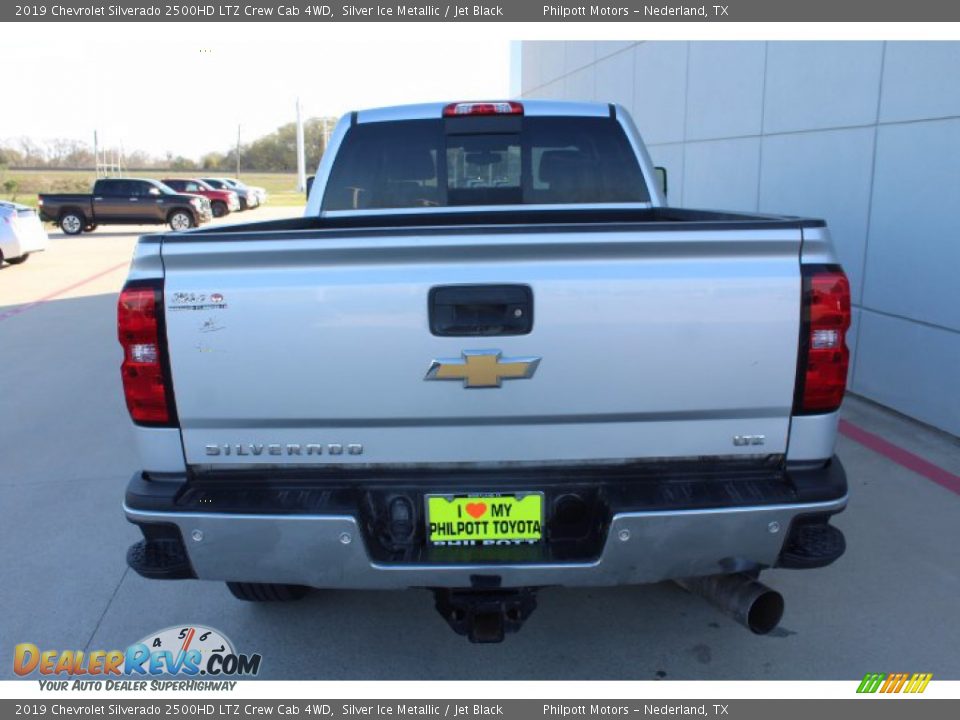 2019 Chevrolet Silverado 2500HD LTZ Crew Cab 4WD Silver Ice Metallic / Jet Black Photo #7