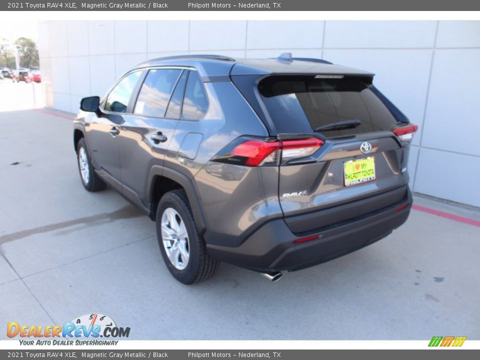 2021 Toyota RAV4 XLE Magnetic Gray Metallic / Black Photo #5
