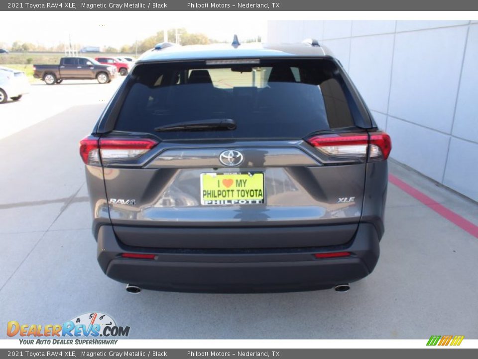2021 Toyota RAV4 XLE Magnetic Gray Metallic / Black Photo #6