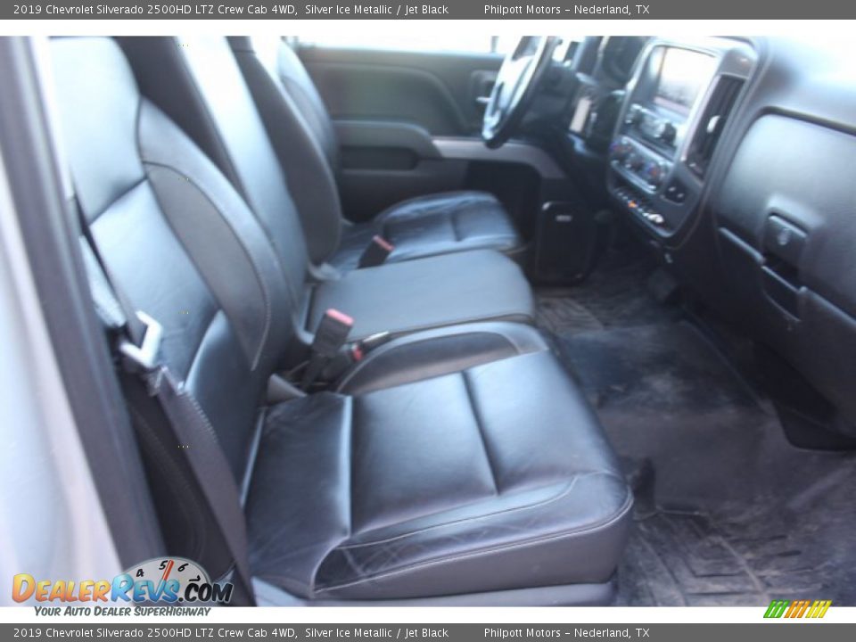 2019 Chevrolet Silverado 2500HD LTZ Crew Cab 4WD Silver Ice Metallic / Jet Black Photo #26