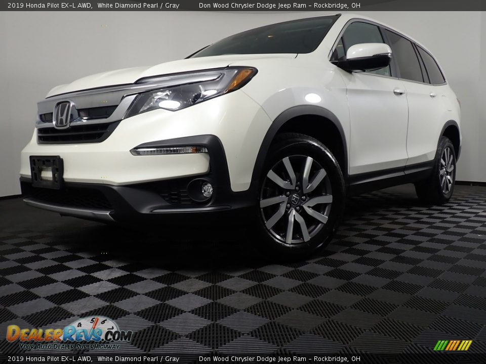 2019 Honda Pilot EX-L AWD White Diamond Pearl / Gray Photo #3