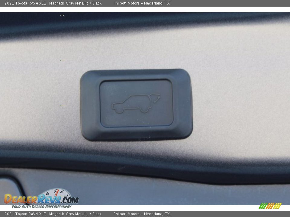 2021 Toyota RAV4 XLE Magnetic Gray Metallic / Black Photo #23
