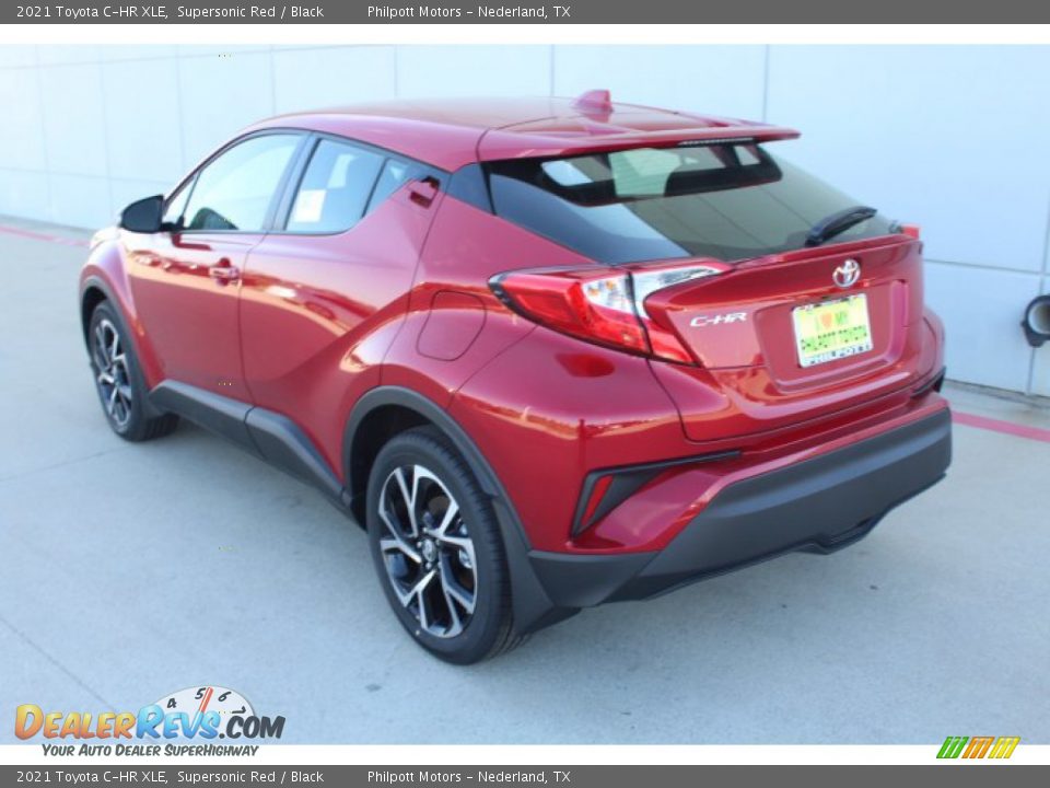 2021 Toyota C-HR XLE Supersonic Red / Black Photo #6