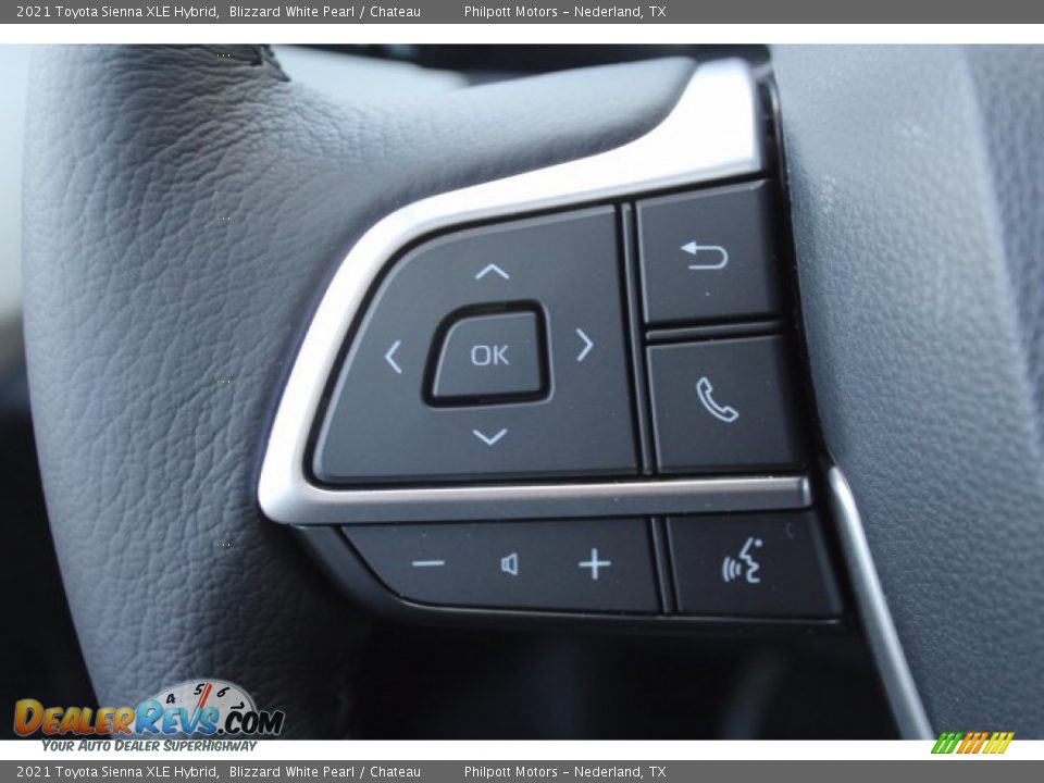 2021 Toyota Sienna XLE Hybrid Blizzard White Pearl / Chateau Photo #11