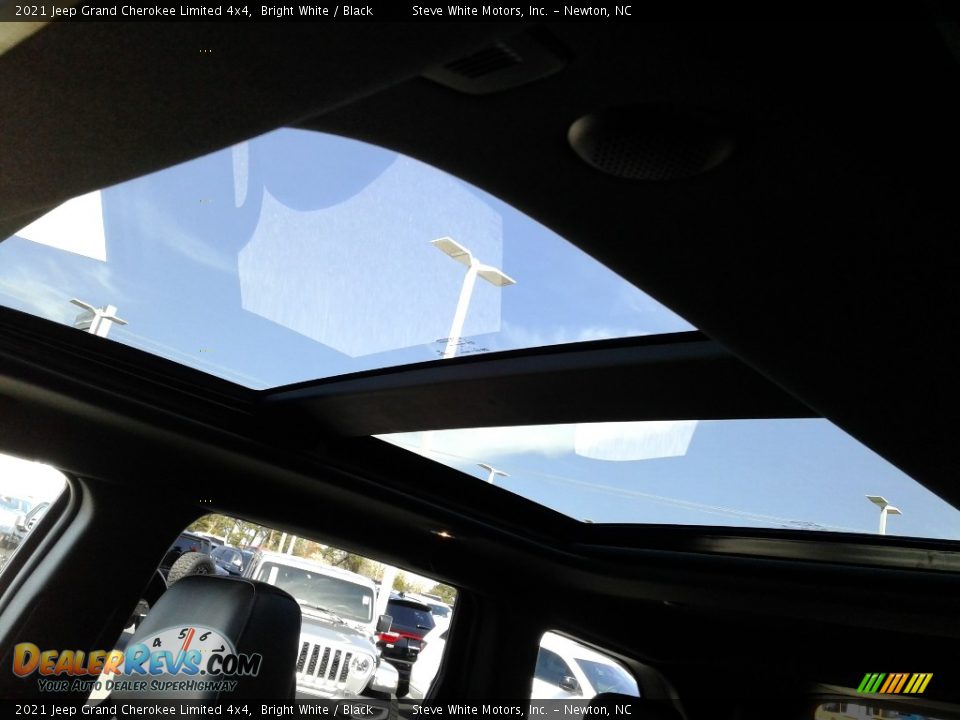 2021 Jeep Grand Cherokee Limited 4x4 Bright White / Black Photo #32