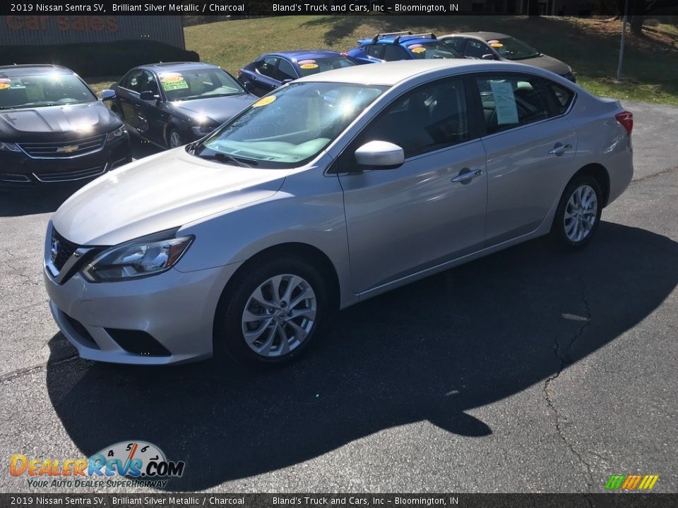 2019 Nissan Sentra SV Brilliant Silver Metallic / Charcoal Photo #2