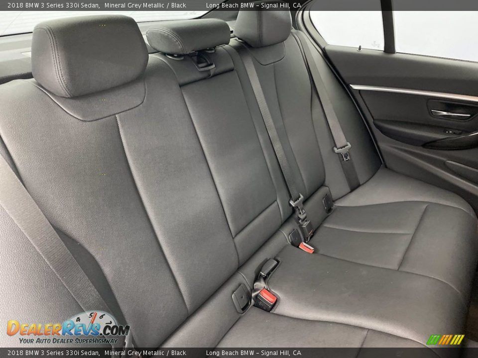 2018 BMW 3 Series 330i Sedan Mineral Grey Metallic / Black Photo #36