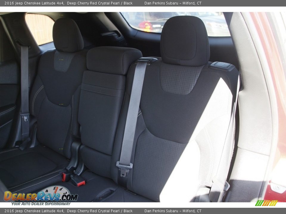 2016 Jeep Cherokee Latitude 4x4 Deep Cherry Red Crystal Pearl / Black Photo #12