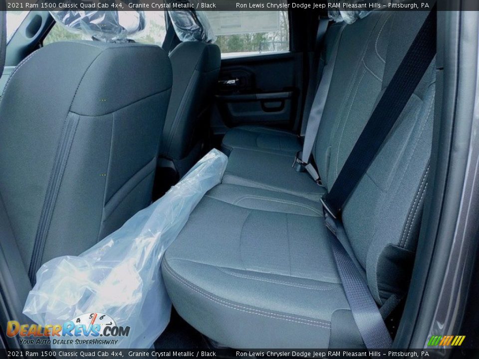 2021 Ram 1500 Classic Quad Cab 4x4 Granite Crystal Metallic / Black Photo #12