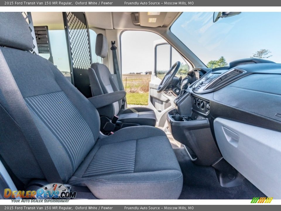 2015 Ford Transit Van 150 MR Regular Oxford White / Pewter Photo #31