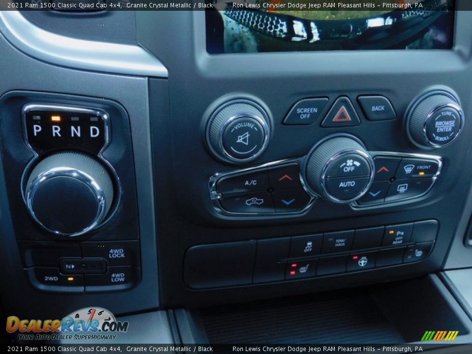 2021 Ram 1500 Classic Quad Cab 4x4 Granite Crystal Metallic / Black Photo #18