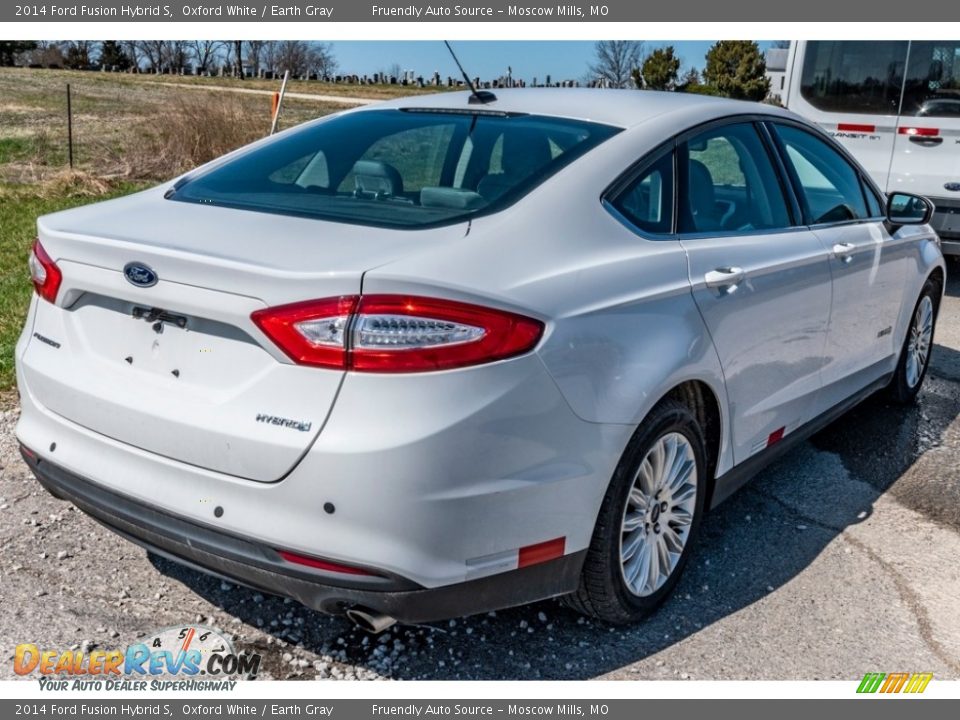 2014 Ford Fusion Hybrid S Oxford White / Earth Gray Photo #4