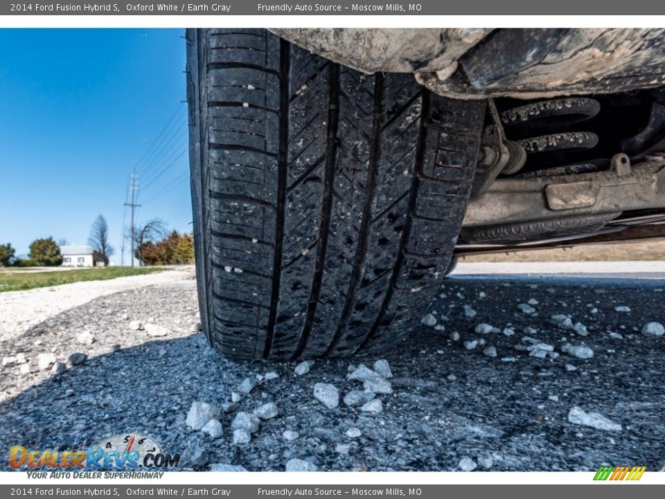 2014 Ford Fusion Hybrid S Oxford White / Earth Gray Photo #14