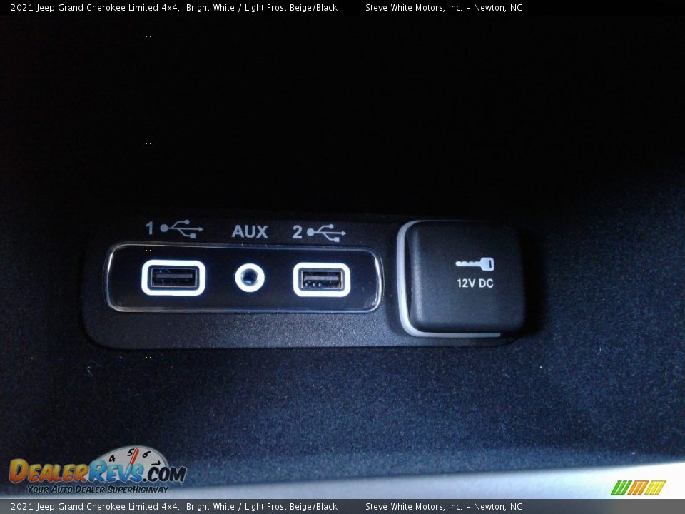 2021 Jeep Grand Cherokee Limited 4x4 Bright White / Light Frost Beige/Black Photo #28