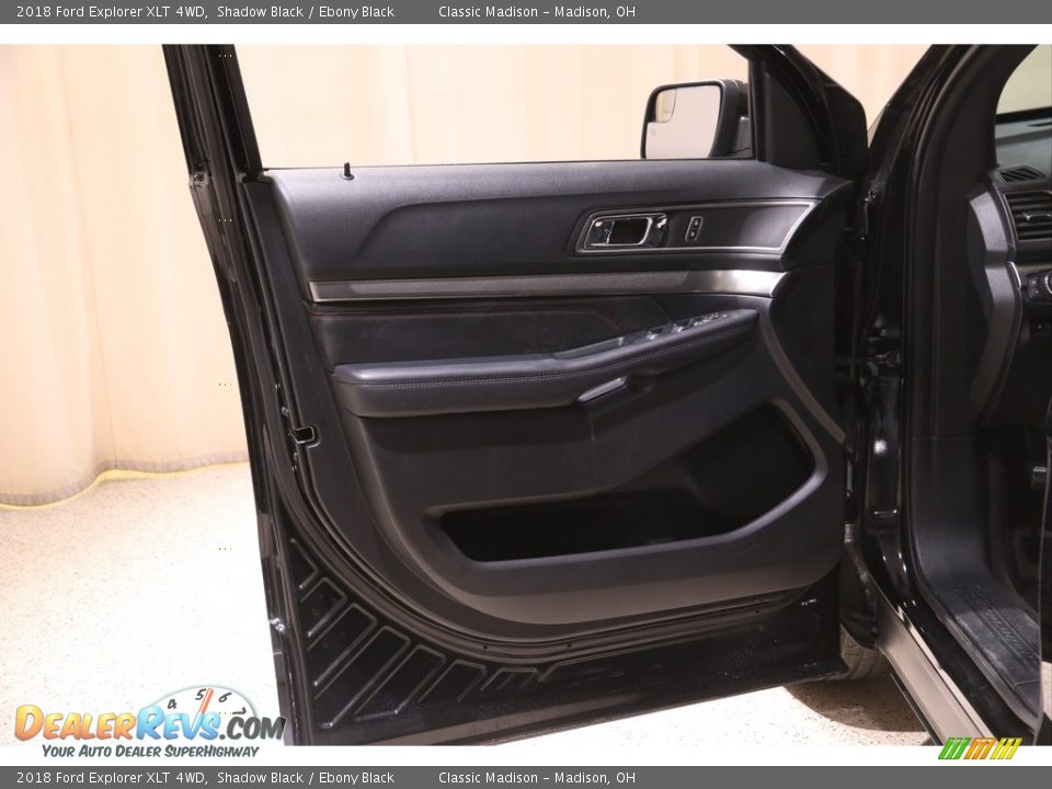 2018 Ford Explorer XLT 4WD Shadow Black / Ebony Black Photo #4
