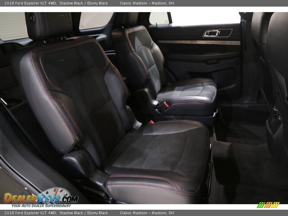 2018 Ford Explorer XLT 4WD Shadow Black / Ebony Black Photo #19