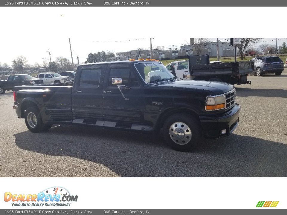 1995 Ford F350 XLT Crew Cab 4x4 Black / Grey Photo #22