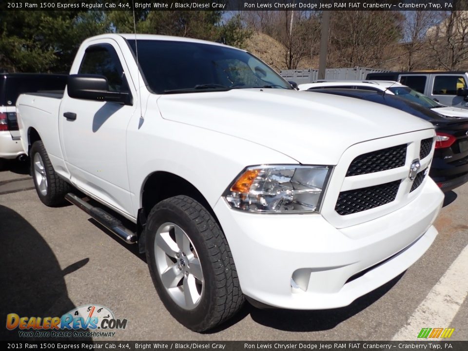 2013 Ram 1500 Express Regular Cab 4x4 Bright White / Black/Diesel Gray Photo #3